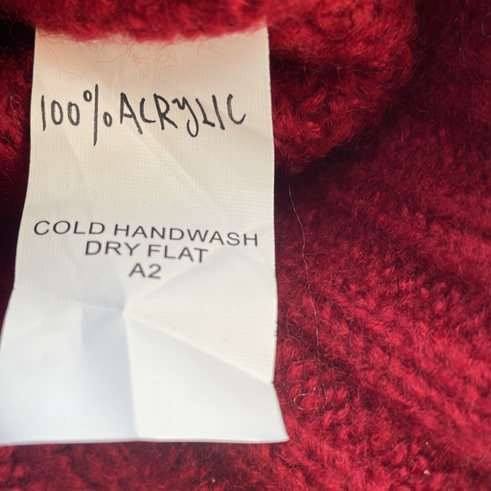One Teaspoon Crew Neck Oversized Sweater in Wine and Pink NWT Small - Picture 7 of 7